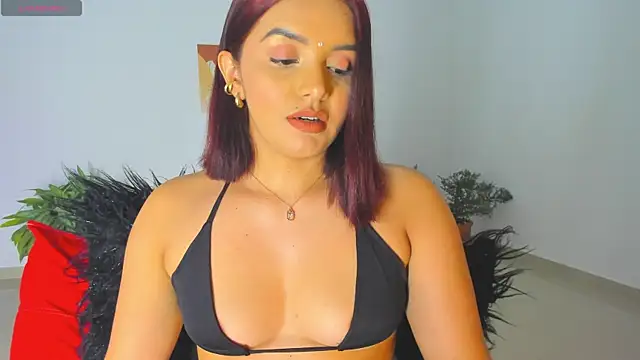 Melanyprada online show from 14, 9, 2025