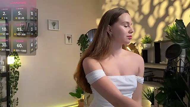 Snapshot of Julie_Rhodes chatting on 4, 11, 2025 Julie Rhodes online show from 4, 11, 2025