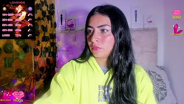Snapshot of cristalconnorr chatting on 24, 10, 2025 cristalconnorr online show from 24, 10, 2025