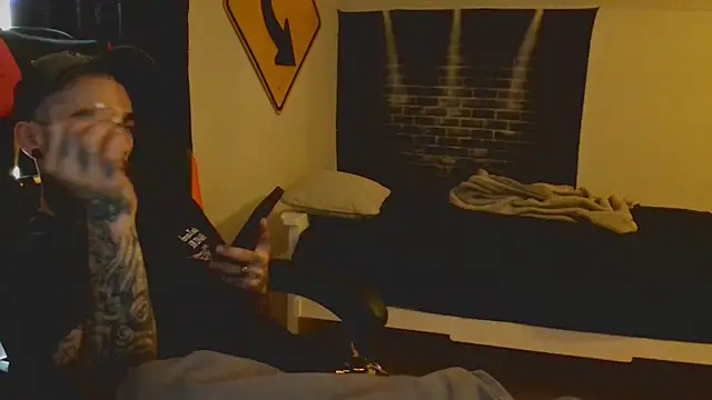 XMeF10 online show from 13, 3, 2025