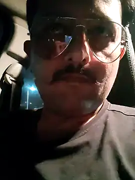 Snapshot of Akhil3290 chatting on 12, 1, 2025 Akhil3290 online show from 12, 1, 2025