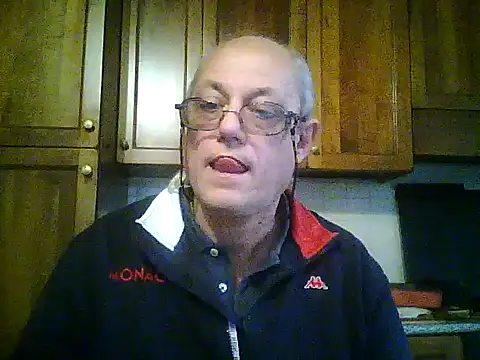 Snapshot of gianbragallini chatting on 15, 11, 2025 gianbragallini online show from 15, 11, 2025