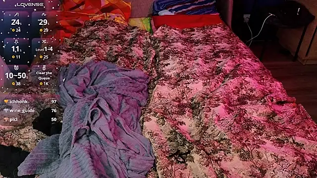 Ruyjin Choi online show from 25, 12, 2024