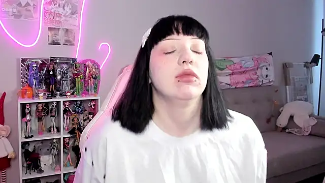 Snapshot of SweetieMollyy chatting on 20, 11, 2025 SweetieMollyy online show from 20, 11, 2025