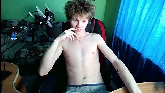 fameboyboo online show from 28, 11, 2025