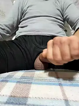 Snapshot of bigdig22cm chatting on 28, 2, 2025 bigdig22cm online show from 28, 2, 2025