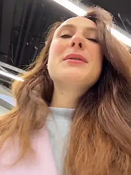 Dina Tease online show from 18, 10, 2025