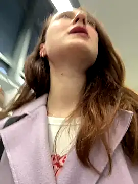 Dina Tease online show from 7, 11, 2025