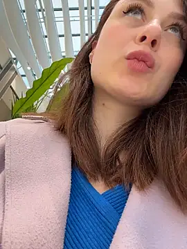 Dina Tease online show from 19, 3, 2026