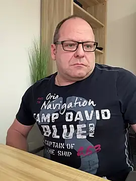 coupleLatinaLovers online show from 16, 1, 2025