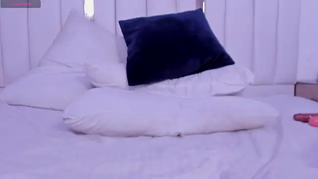 chloe zulay online show from 13, 4, 2026