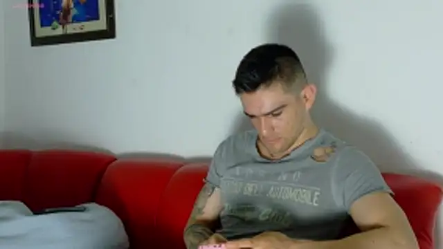 Sexy Alejandro  online show from 4, 6, 2026