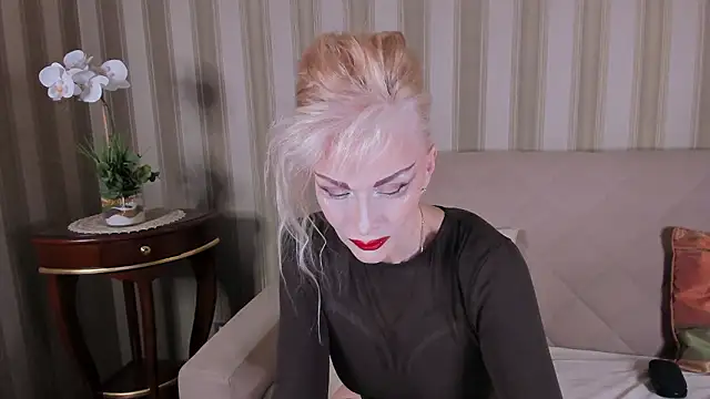 Rita Farel online show from 11, 3, 2026