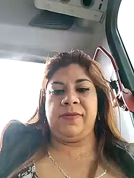 Laura-Hernandez online show from 2, 1, 2025