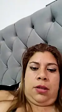 Laura-Hernandez online show from 27, 2, 2025