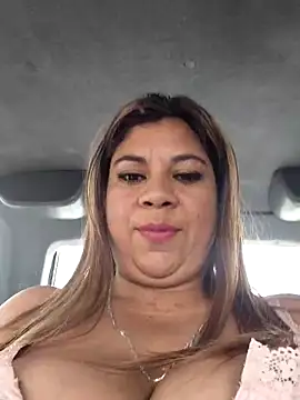 Snapshot of Laura-Hernandez chatting on 18, 1, 2026 Laura-Hernandez online show from 18, 1, 2026