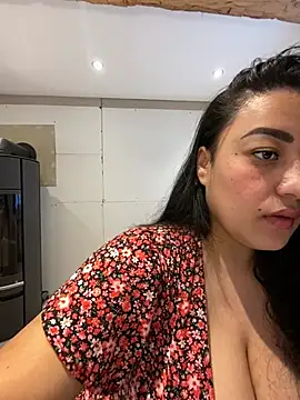 Snapshot of Alma- chatting on 28, 12, 2024 Alma- online show from 28, 12, 2024