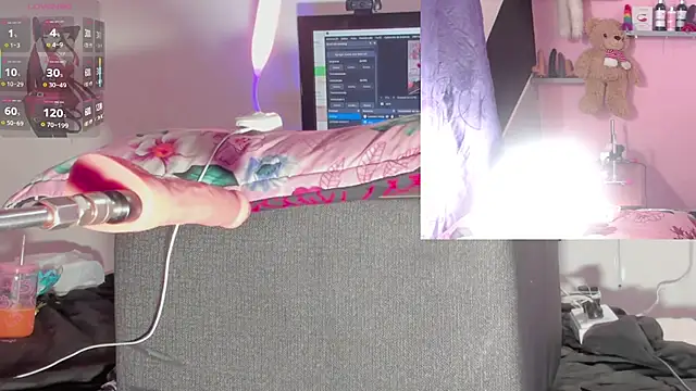 kira touka online show from 27, 11, 2025