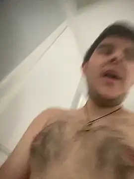 Snapshot of Yann_18 chatting on 20, 9, 2025 Yann 18 online show from 20, 9, 2025