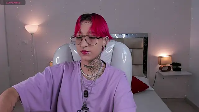 ravengreen  online show from 4, 2, 2025