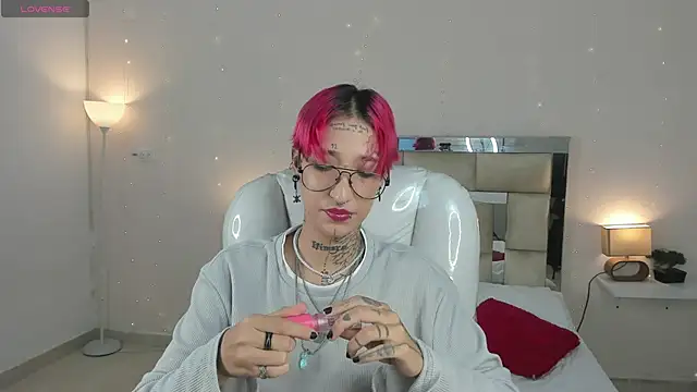 ravengreen  online show from 9, 2, 2025