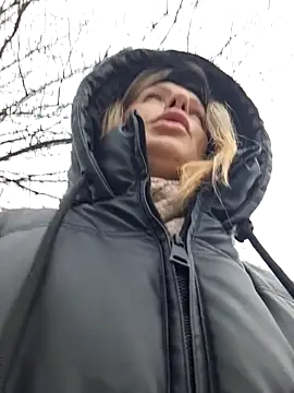 YourJuliena online show from 13, 1, 2025