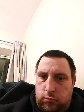 Snapshot of HE-M123 chatting on 18, 12, 2024 HE-M123 online show from 18, 12, 2024