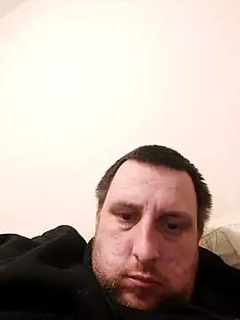 Snapshot of HE-M123 chatting on 31, 12, 2024 HE-M123 online show from 31, 12, 2024