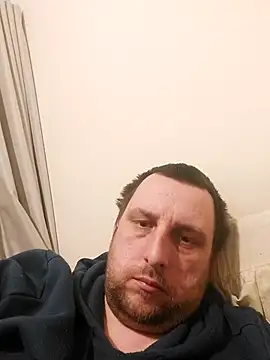 Snapshot of HE-M123 chatting on 9, 3, 2025 HE-M123 online show from 9, 3, 2025