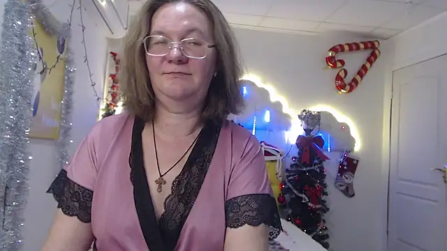 Snapshot of HolyMilfa chatting on 4, 1, 2025 HolyMilfa online show from 4, 1, 2025