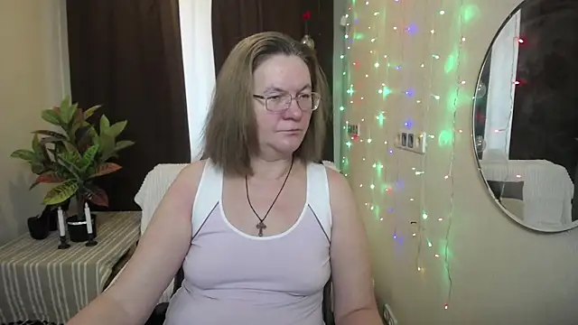 Snapshot of HolyMilfa chatting on 24, 1, 2025 HolyMilfa online show from 24, 1, 2025