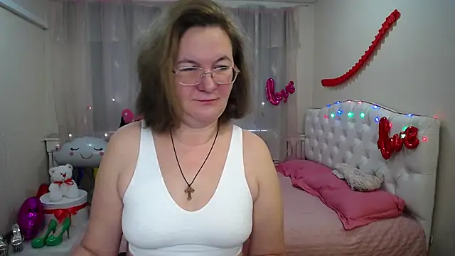 Snapshot of HolyMilfa chatting on 16, 2, 2025 HolyMilfa online show from 16, 2, 2025