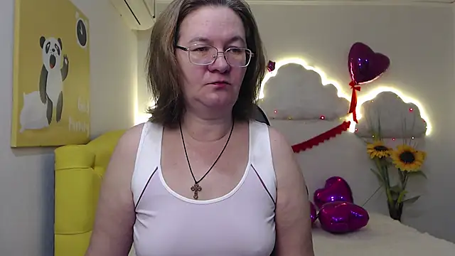 Snapshot of HolyMilfa chatting on 20, 2, 2025 HolyMilfa online show from 20, 2, 2025