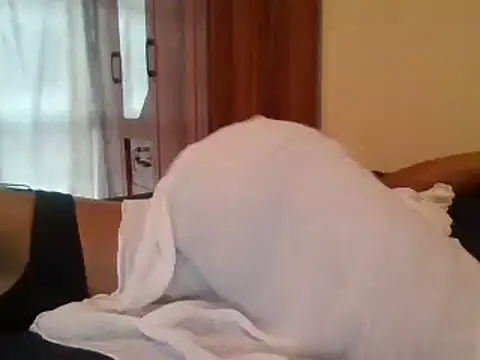 Snapshot of lisa_larry88 chatting on 25, 12, 2024 lisa larry88 online show from 25, 12, 2024