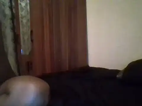 Snapshot of lisa_larry88 chatting on 14, 2, 2025 lisa larry88 online show from 14, 2, 2025