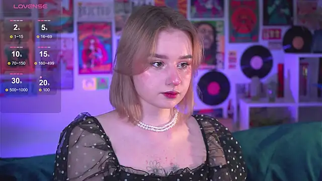 Snapshot of AdeleLoomis chatting on 23, 12, 2024 AdeleLoomis online show from 23, 12, 2024