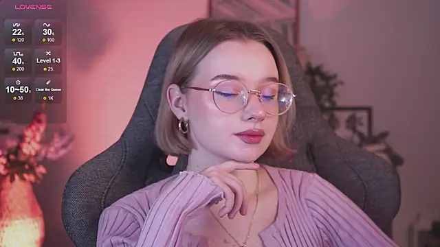 Snapshot of AdeleLoomis chatting on 20, 1, 2025 AdeleLoomis online show from 20, 1, 2025