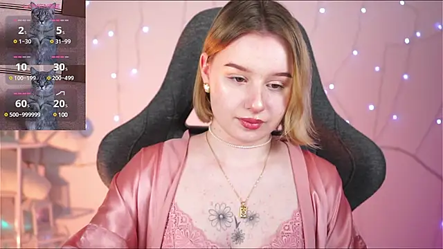 Snapshot of AdeleLoomis chatting on 25, 2, 2025 AdeleLoomis online show from 25, 2, 2025