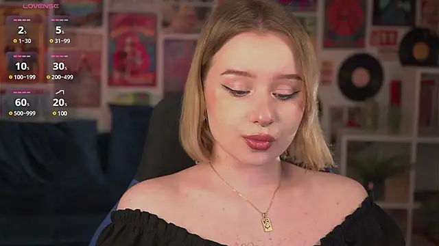 Snapshot of AdeleLoomis chatting on 17, 3, 2025 AdeleLoomis online show from 17, 3, 2025