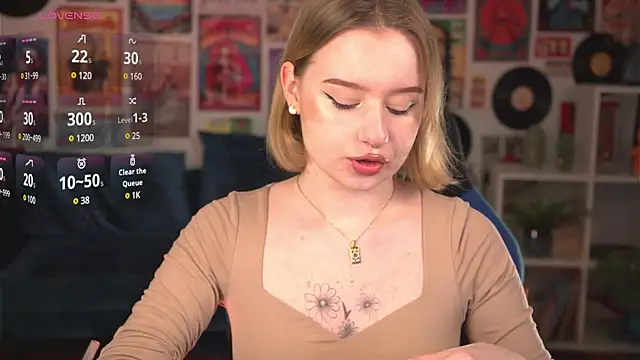 Snapshot of AdeleLoomis chatting on 18, 3, 2025 AdeleLoomis online show from 18, 3, 2025