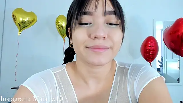 Snapshot of Maia_W10 chatting on 8, 3, 2025 Maia W10 online show from 8, 3, 2025