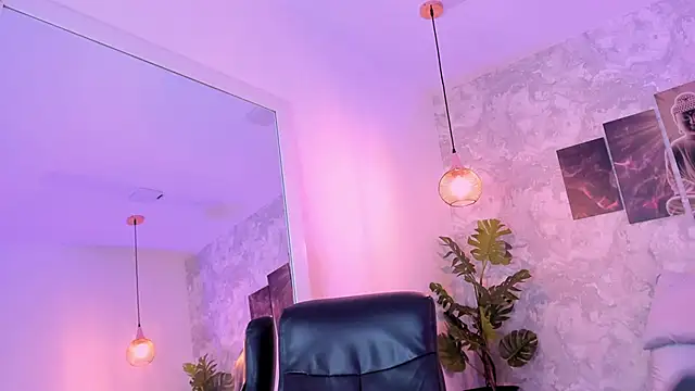 Regan   online show from 9, 3, 2025