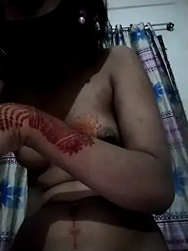 Snapshot of Nadia-2 chatting on 24, 10, 2025 Nadia-2 online show from 24, 10, 2025