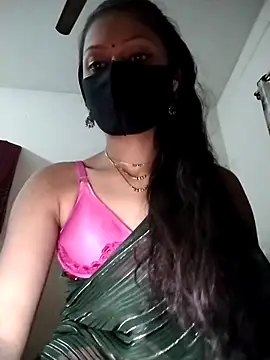 Snapshot of Nadia-2 chatting on 27, 11, 2025 Nadia-2 online show from 27, 11, 2025