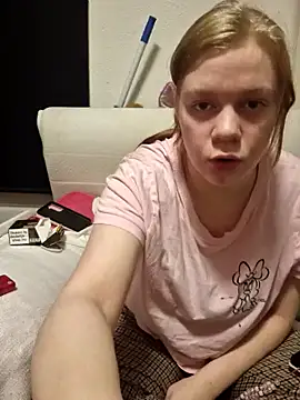 Snapshot of rose_bunny chatting on 5, 1, 2025 rose bunny online show from 5, 1, 2025