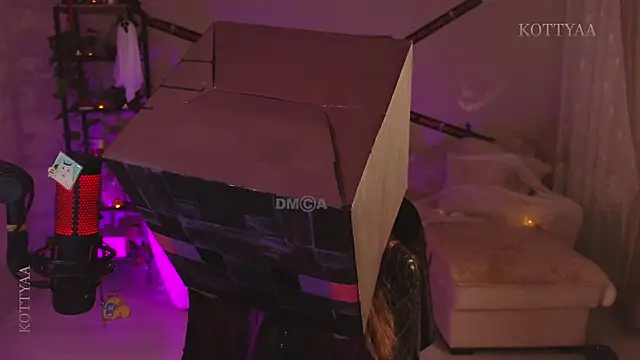 Snapshot of -Kottyaa- chatting on 31, 10, 2025 -Kottyaa- online show from 31, 10, 2025