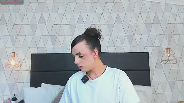 JustinePerry online show from 7, 1, 2026