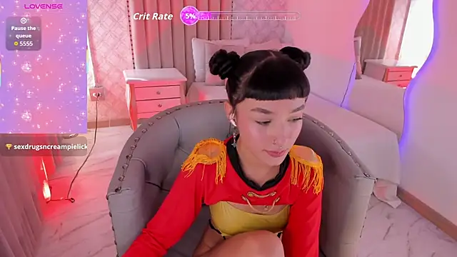 Snapshot of Candy5Girl chatting on 7, 10, 2025 Candy5Girl online show from 7, 10, 2025