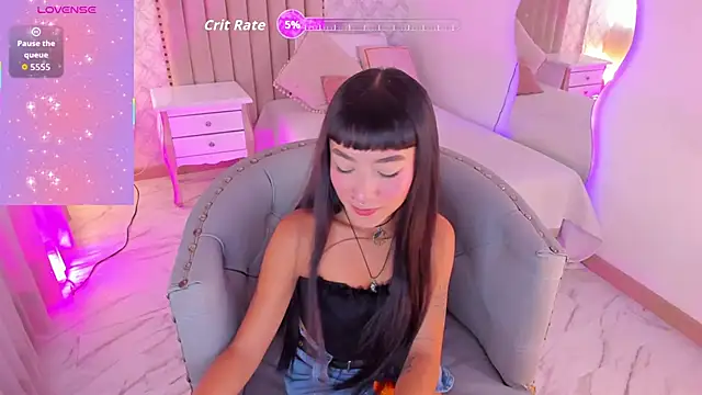 Snapshot of Candy5Girl chatting on 18, 10, 2025 Candy5Girl online show from 18, 10, 2025