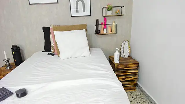 afrodita martinez online show from 11, 2, 2025